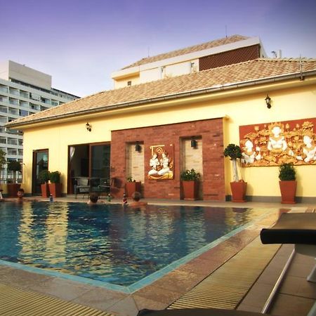 Royal Park Apartments Pantai Jomtien Luaran gambar