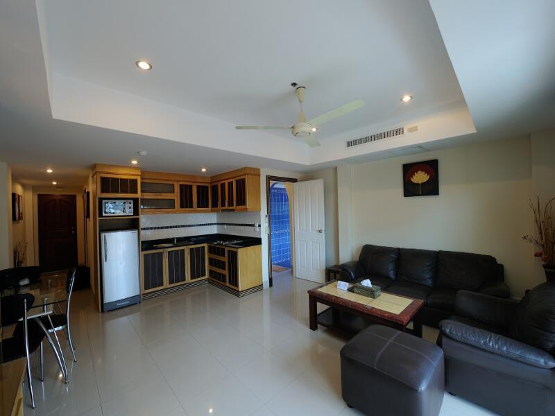 Royal Park Apartments Pantai Jomtien Luaran gambar